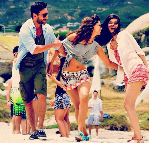 tumblr_maubzcyCV71rxsre3o1_500