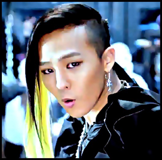 •. Oke.. :))[o impinge in apa|se arunca si o stropeste] Hehe,asta e o balaceala :)) - PARK 4