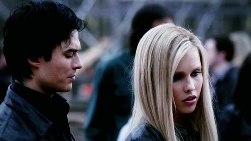 - Bekaa ghici unde ma uit :> >:)