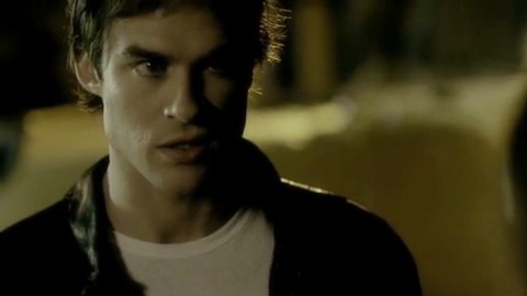 -  chem imediat politia :)). Eleena what the fu_ck are you doing? :))