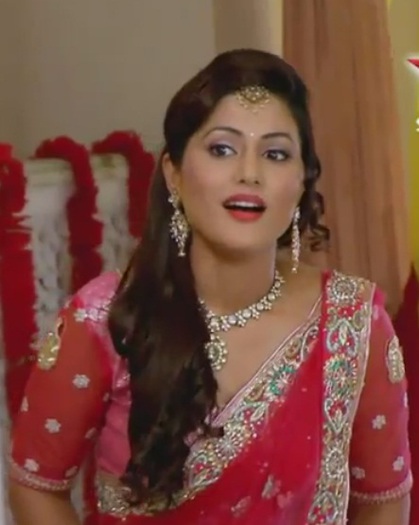  - Hina Khan Personal Pics 2012