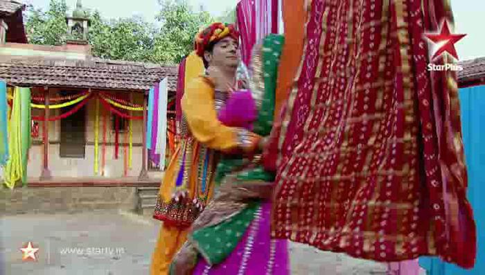 301337_370930569651745_1576788665_n