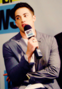 ღ. ce face lenea din om= ]]