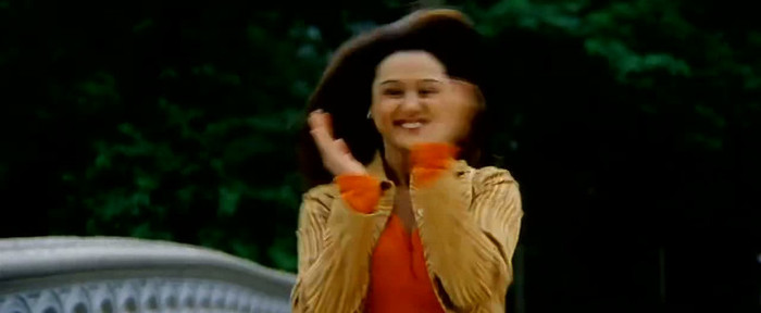 vlcsnap-00256 - Kuch Tu Hua Hai