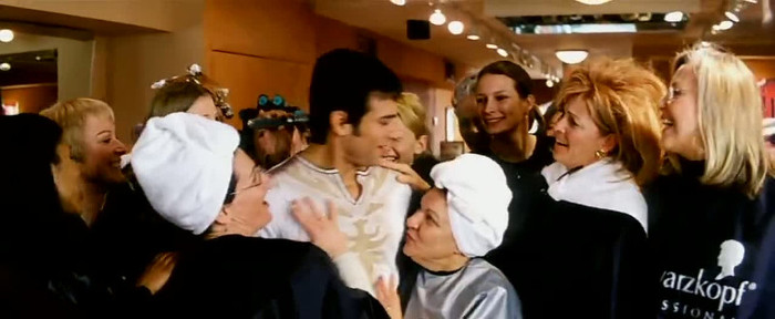 vlcsnap-00280 - Kuch Tu Hua Hai