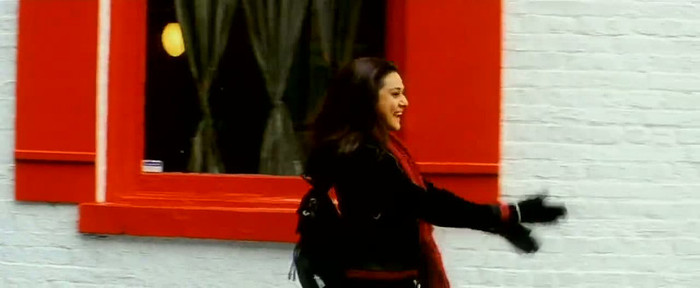 vlcsnap-00409 - Kuch Tu Hua Hai