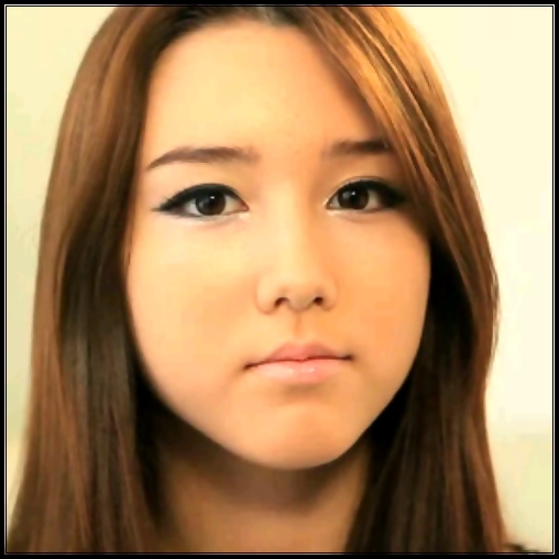 ~> Buna si voua..Noapte buna Bora...Waa...oppa...ai racit?:-s...