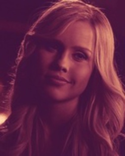 poate te plesnesc :)) [ bufnind`o rasu` ]