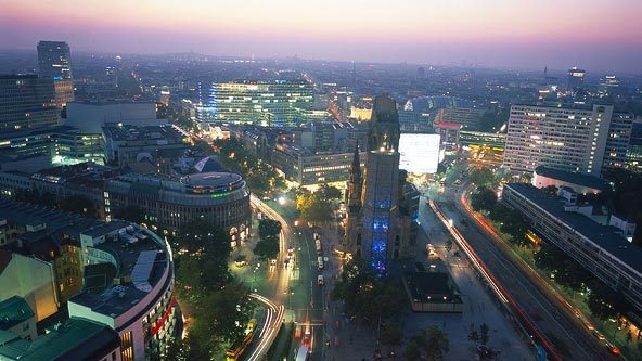 berlin-germany-5-592mz071910