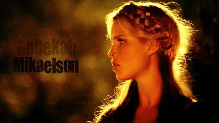 [ sare la el in spate ] sii azi ce mai imi faci ;;) ?