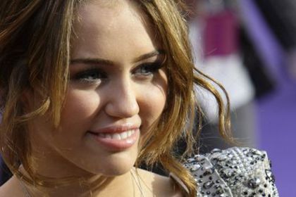 normal_53 - Hannah Montana The Movie Premiere in London England 2009