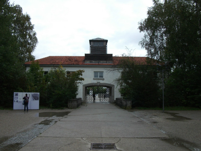 intrarea in Lagar - Lagarul de concetrare Dachau
