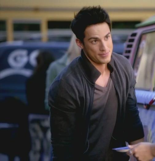 ღ. dwap... aiki prezenth trup shy sufleth;_?? cred k`am zis bnee= ]] hey #elena!