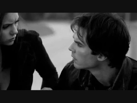 - hai ma. ce pnm aveti cu totii? :| *se uita la toti*