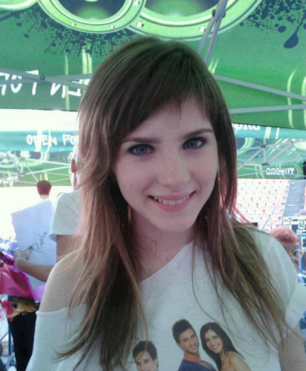 304431_480308518653500_1975036592_n - xxCristina Ciobanasuxx