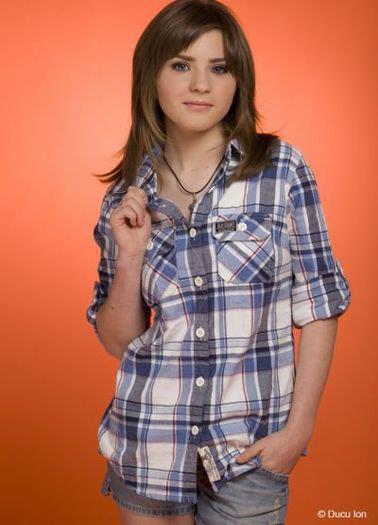 429888_332674450118599_626955940_n - xxCristina Ciobanasuxx