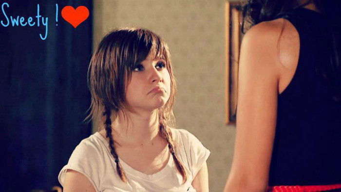 576869_135652223247350_863845935_n