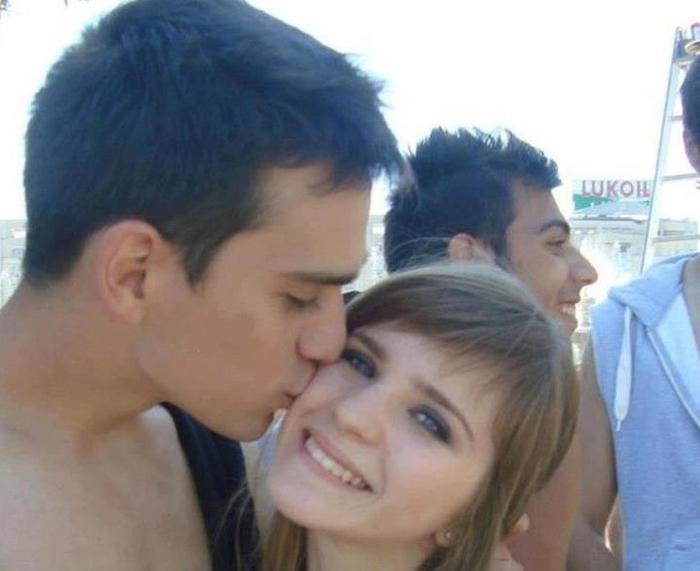 551743_480306181987067_968829915_n - xxCristina si Vladxx
