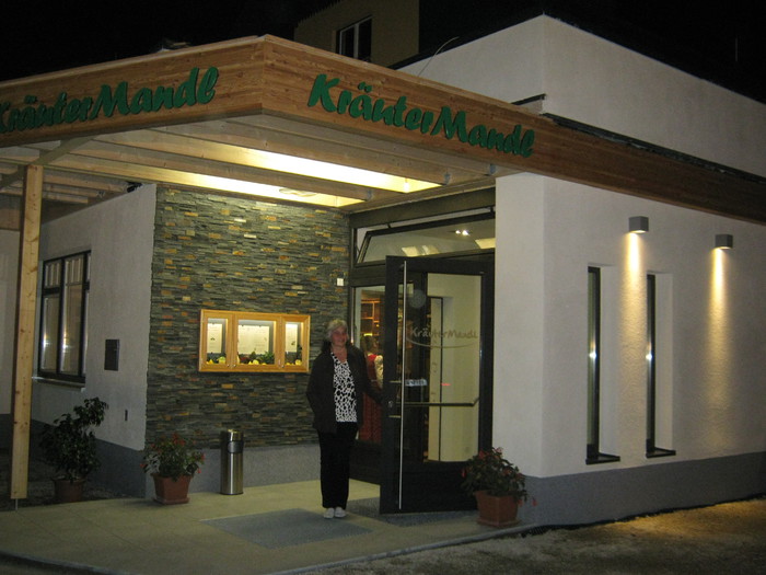 renovarea restaurantului-2012 - 40 yahre restaurant Mandl