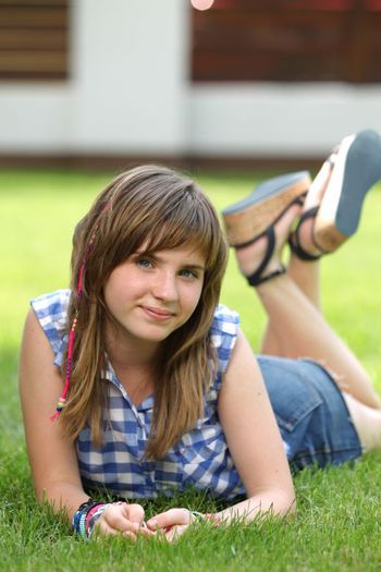 cristina-ciobanasu-o-adolescenta-cool-in-pariu-cu-viata-foto