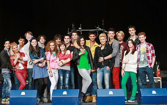 lala-band-lanseaza-piesa-dance-dance-dance-miercuri-la-profm-video-14401 - lala band