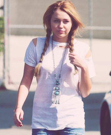 . tumblr . with Miley ( 98 )