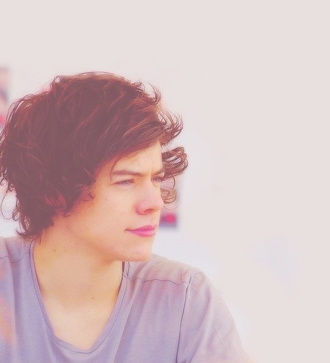 .:) KEEP CALM .:) Sunt Max Costa , m-am mutat luna trecuta .