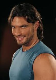 imagesCAXF3NLC - Acorralada-Destine furate