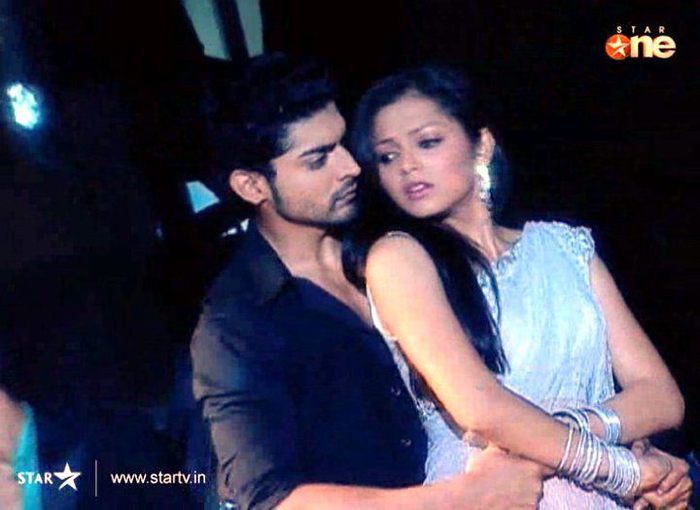 maaneet-29