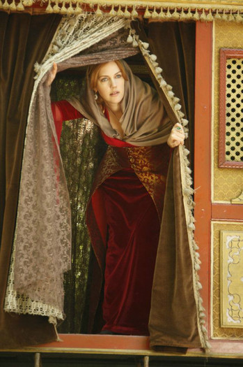 380771_382505545135299_622627184_n