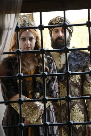 431000_322616274457560_1042860733_n - Suleyman Manificul Muhtesem yuzyil-sub domnia iubirii