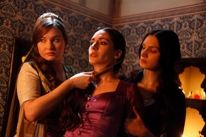 538288_346629418722912_147418040_n