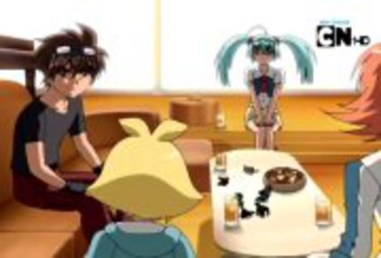 552588_236405786478716_1150769595_a