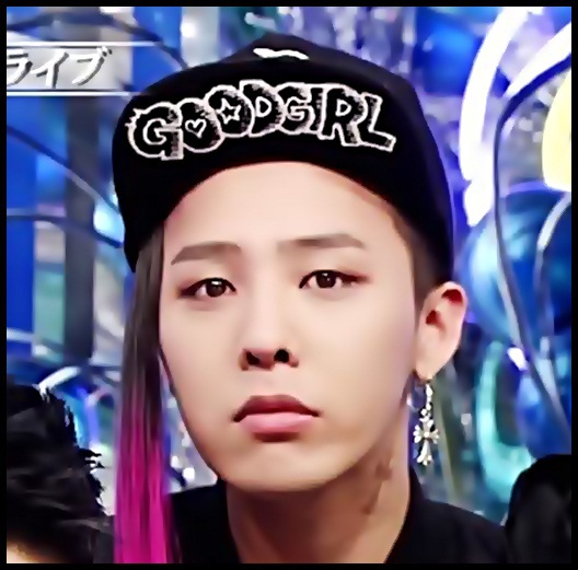 •. eu zic sa nu te duci la concert maine,cine stie ce se poate intampla..:-s - Xx Episodul-45 xX