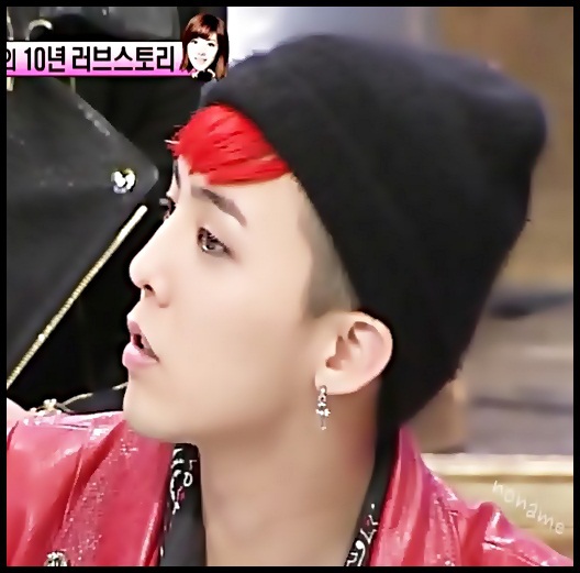 •. oo :)) ce boy? :))