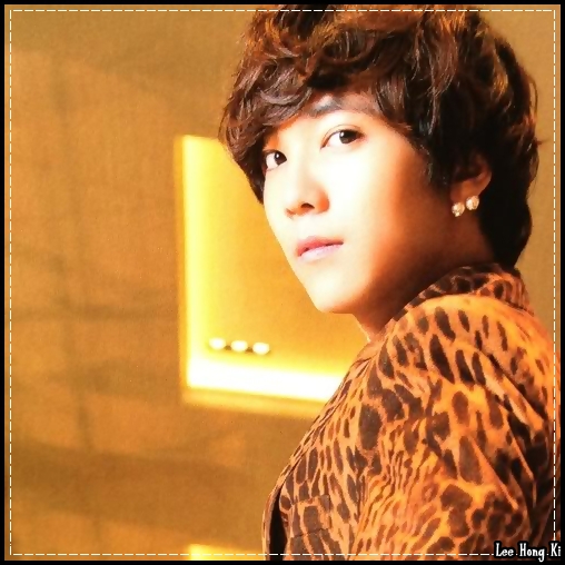 >> [intra`n casa]...Hello...(:|...
