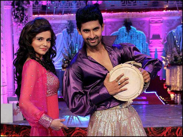 426366_428520900537659_562571487_n - Rubina Dilaik