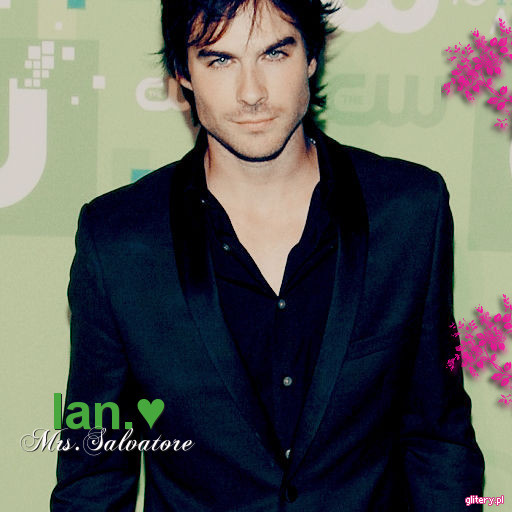 Ok..deci cine sunteti voi ? *deschizandu-si agenda*