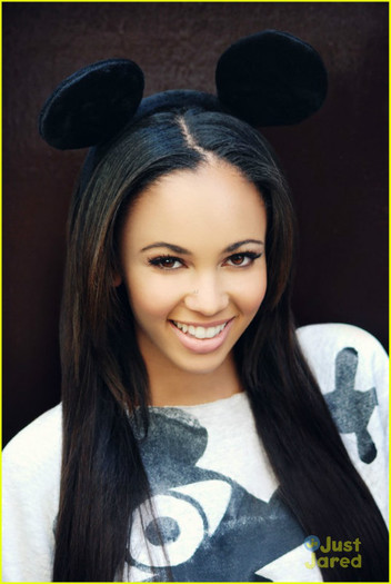 vanessa-morgan-freeby-pics-02 - Vanessa Morgan From Vampire to Superhero