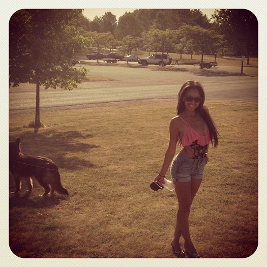 vanessa_morgan_pink_top_ognoQip.sized - Vanessa Morgan