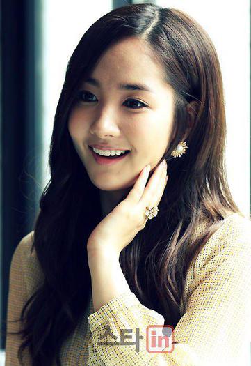 Park Min Young