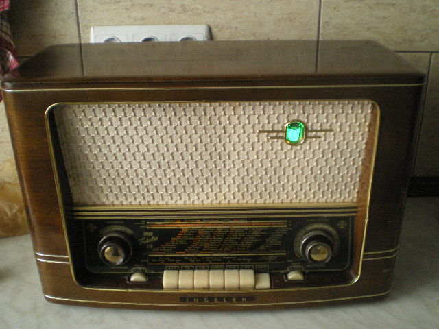Ingelen Fidelio UKW - Radiouri vechi si lampi de colectie
