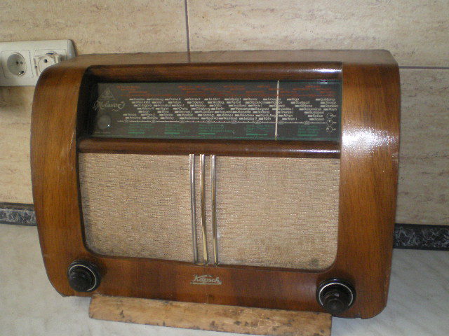 Kapsch Melavox - Radiouri vechi si lampi de colectie