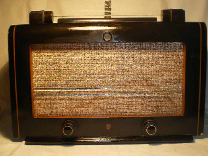 Philips 845 A - Radiouri vechi si lampi de colectie