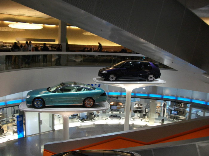 Picture 165 - Muzeul Mercedes Stuttgart