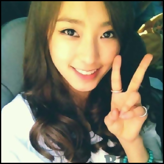 ^^..HaHaHa >:) *hug apoi ii da un pwp*.. hei :))