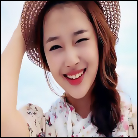 - Eu.. Mai nimic.. Ca intotdeauna..