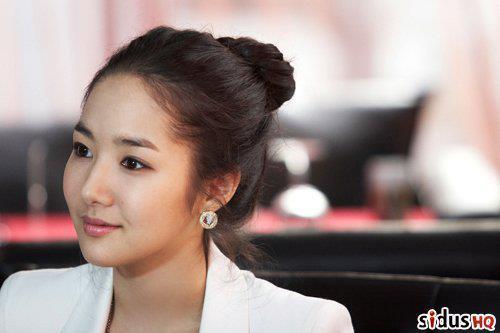 Park Min Young