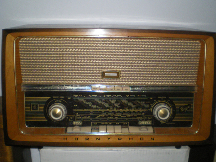 Hornyphon Prinzesse  UKW - Radiouri vechi si lampi de colectie