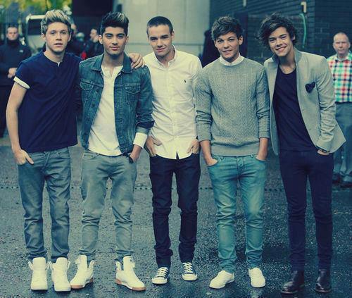 tumblr_mbolsqOvT21rd4u6no1_500 - One Direction